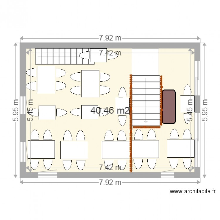 salle du haut. Plan de 0 pièce et 0 m2