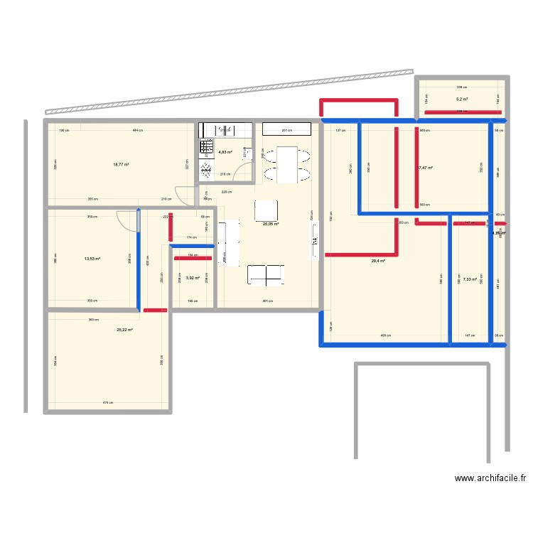 Plan imminent. Plan de 11 pièces et 156 m2