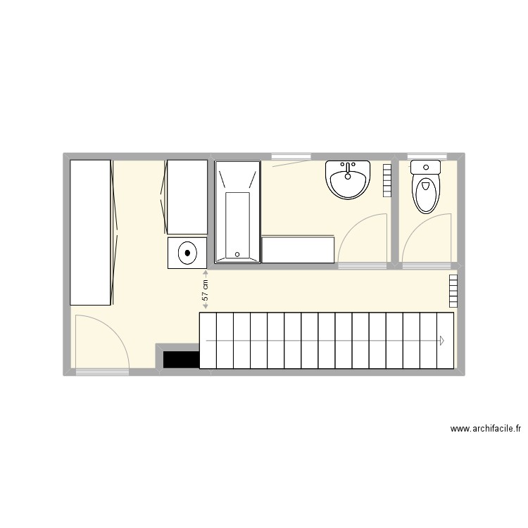 COMBROUSSE. Plan de 4 pièces et 17 m2