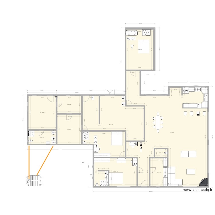 MAISON V4. Plan de 10 pièces et 306 m2