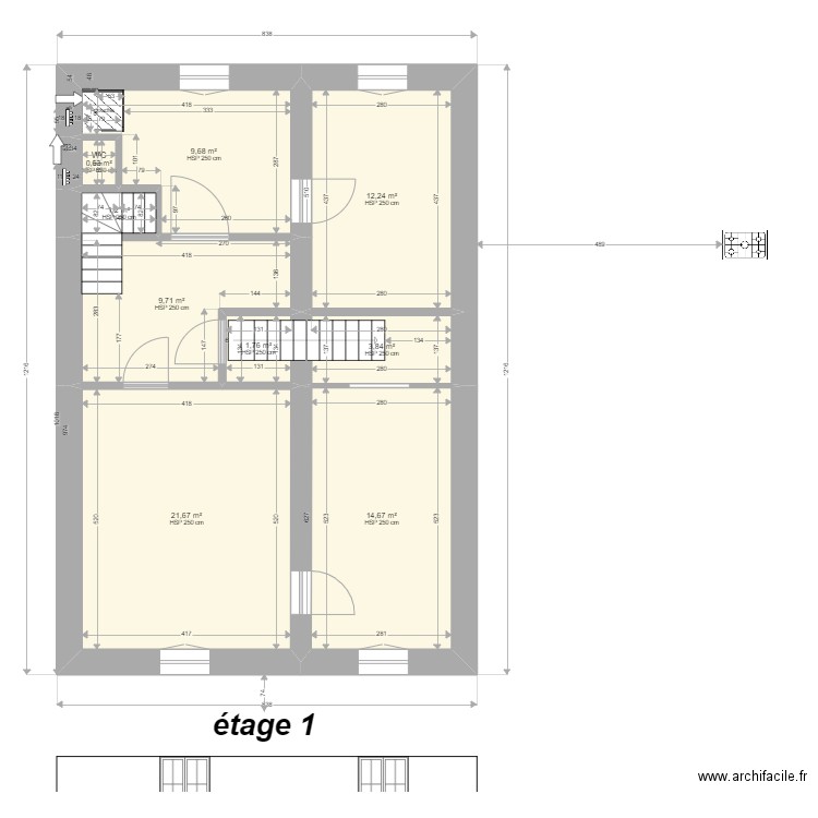 Luxeuil 1° Herriot A. Plan de 9 pièces et 75 m2