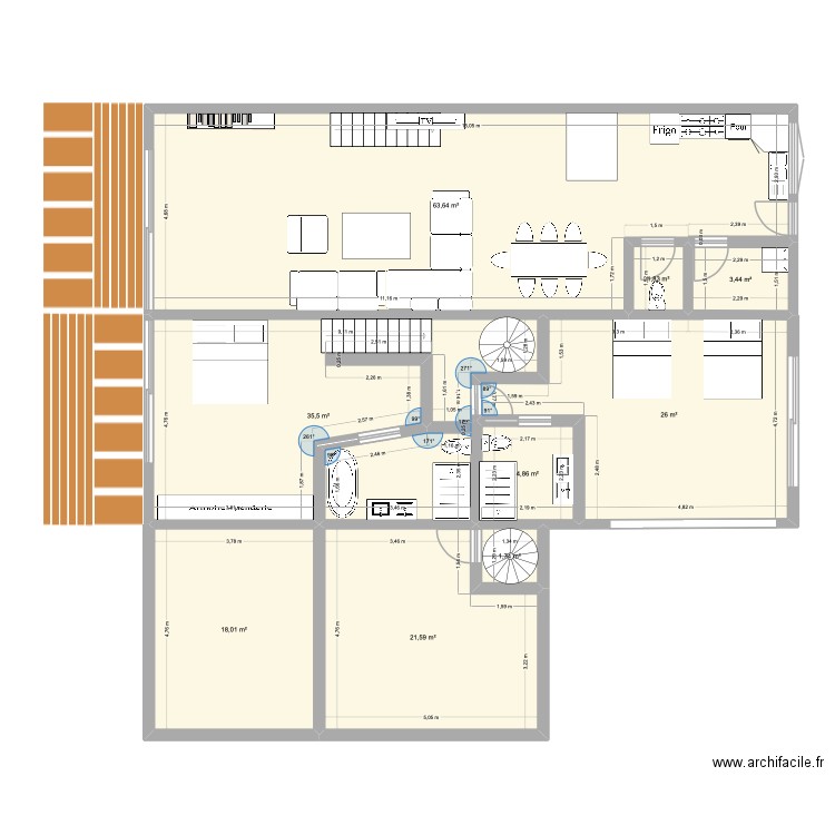 camocim. Plan de 9 pièces et 177 m2