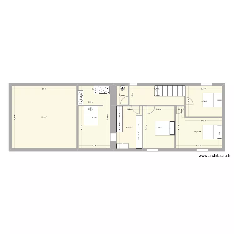 ETALLERIE. Plan de 8  et 118 m²