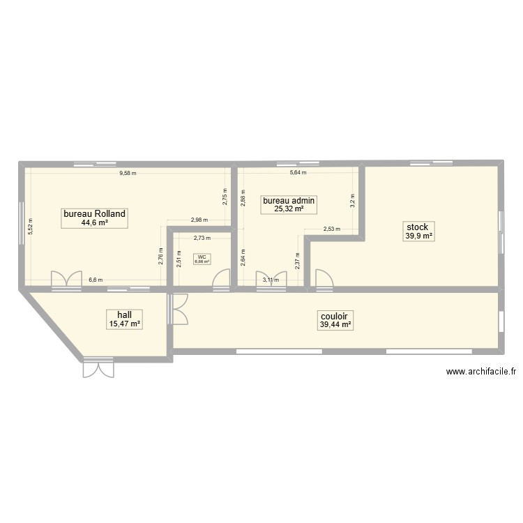 bureau avant. Plan de 6 pièces et 172 m2
