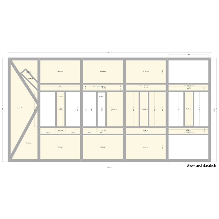 théatre. Plan de 23 pièces et 155 m2