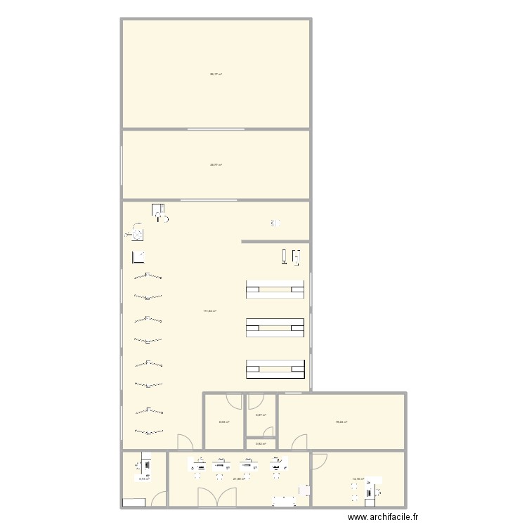 Garage. Plan de 10 pièces et 276 m2