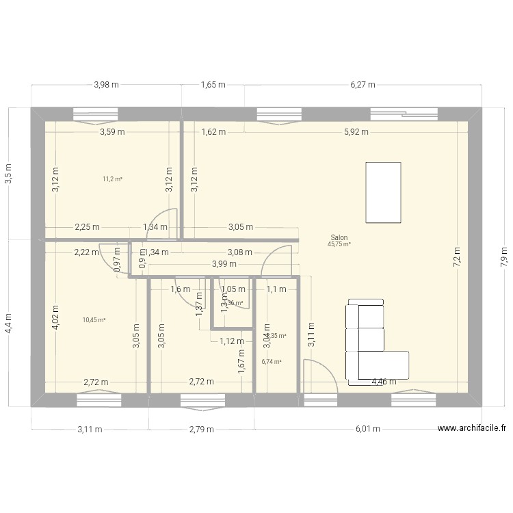 Flogny 2. Plan de 6 pièces et 79 m2