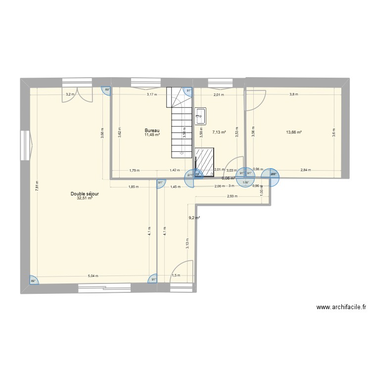 maison1. Plan de 6 pièces et 74 m2