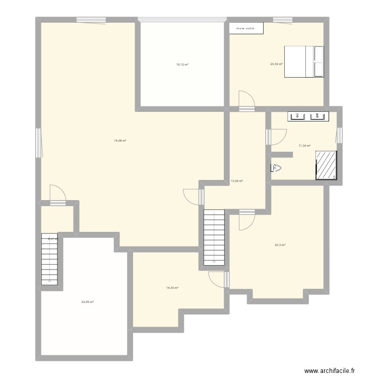 Iris 2 sous-sol. Plan de 9 pièces et 203 m2