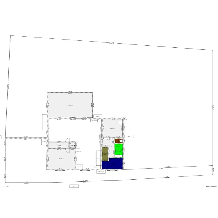 moutaine etage avec terrain  . Plan de 