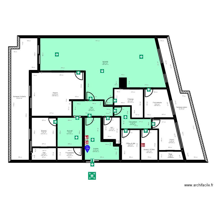 92V22C Evac. Plan de 18 pièces et 211 m2