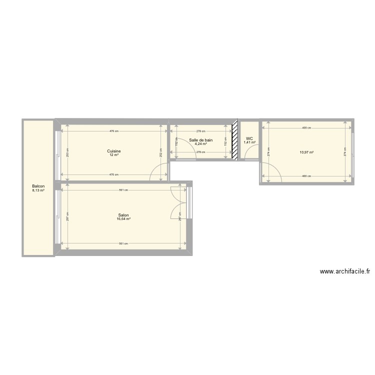 Nice. Plan de 6 pièces et 53 m2