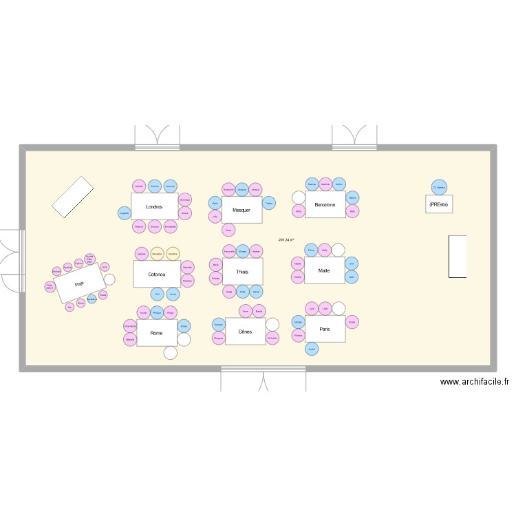 les 3 granges. Plan de 1 pièce et 200 m2