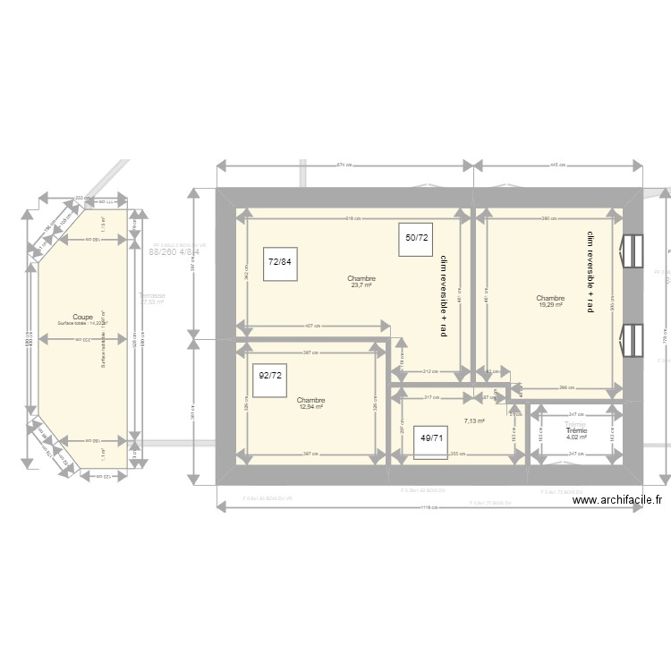 Ponsole . Plan de 32 pièces et 574 m2