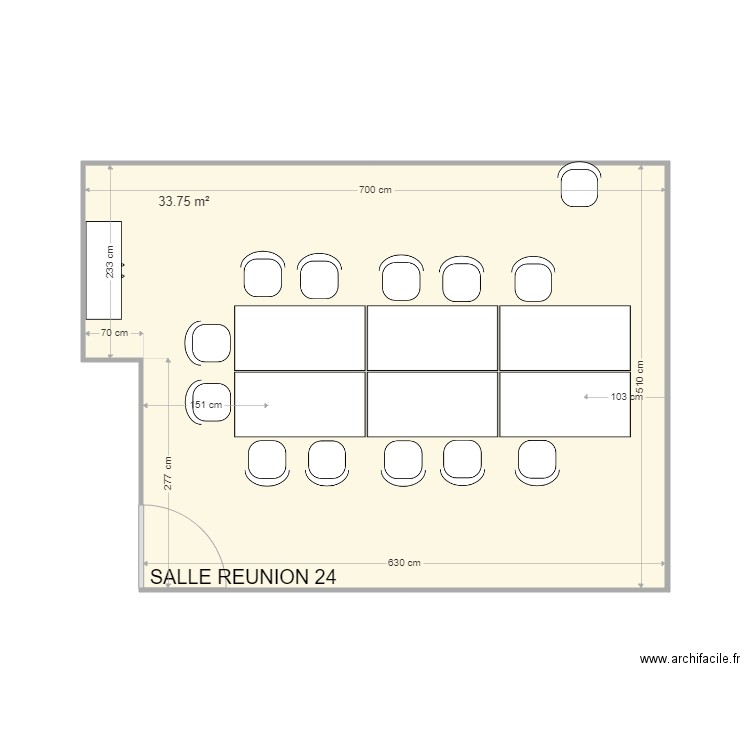 Salle de réunion moyenne. Plan de 0 pièce et 0 m2