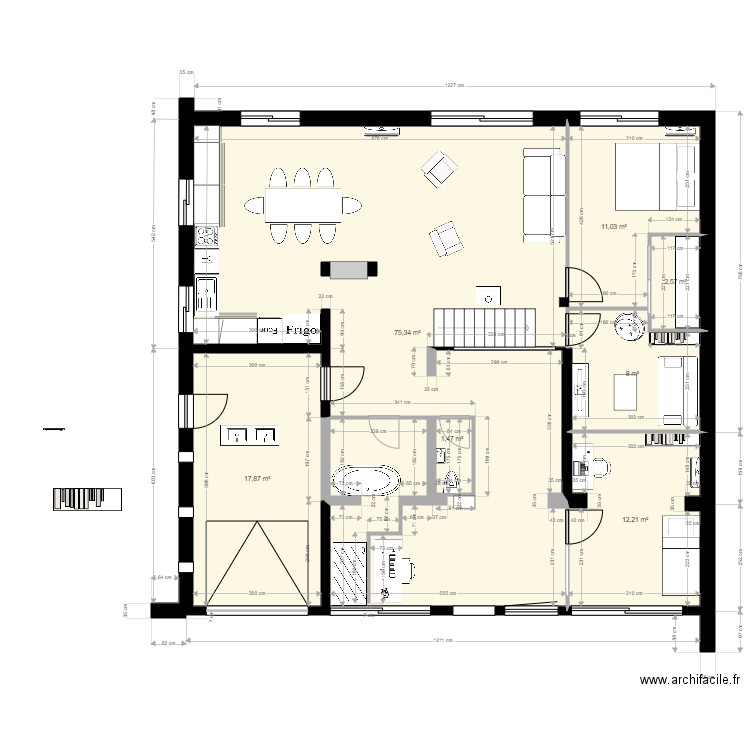 RDC Originale K. Plan de 7 pièces et 129 m2