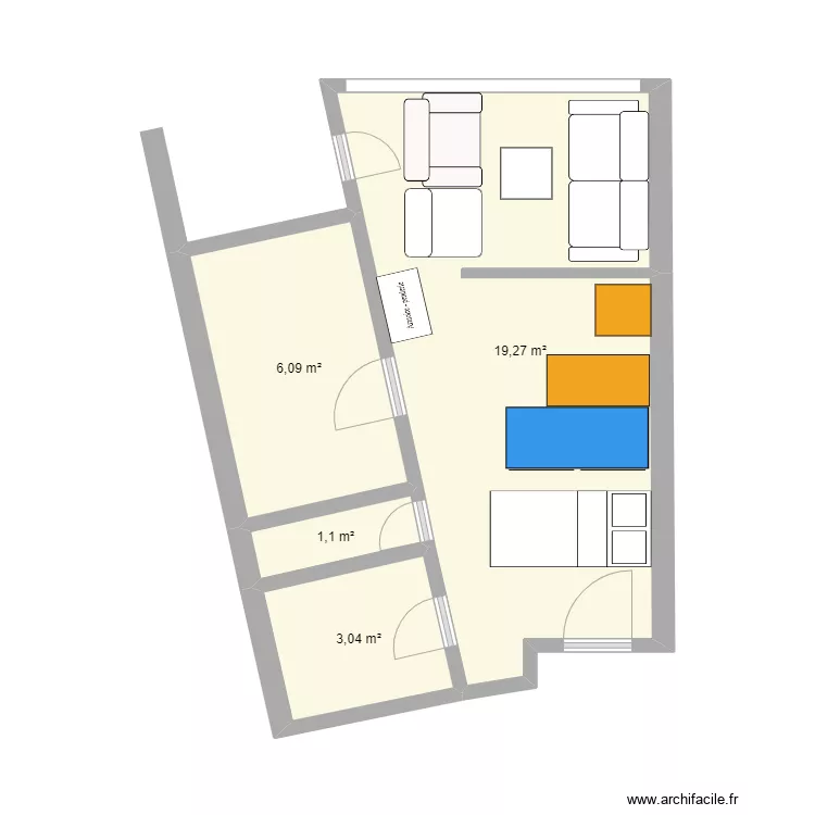 Appartement avec Liana 2 fauteuils. Plan de 