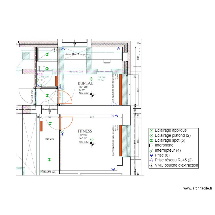 Sous sol Bureau Fitness . Plan de 0 pièce et 0 m2