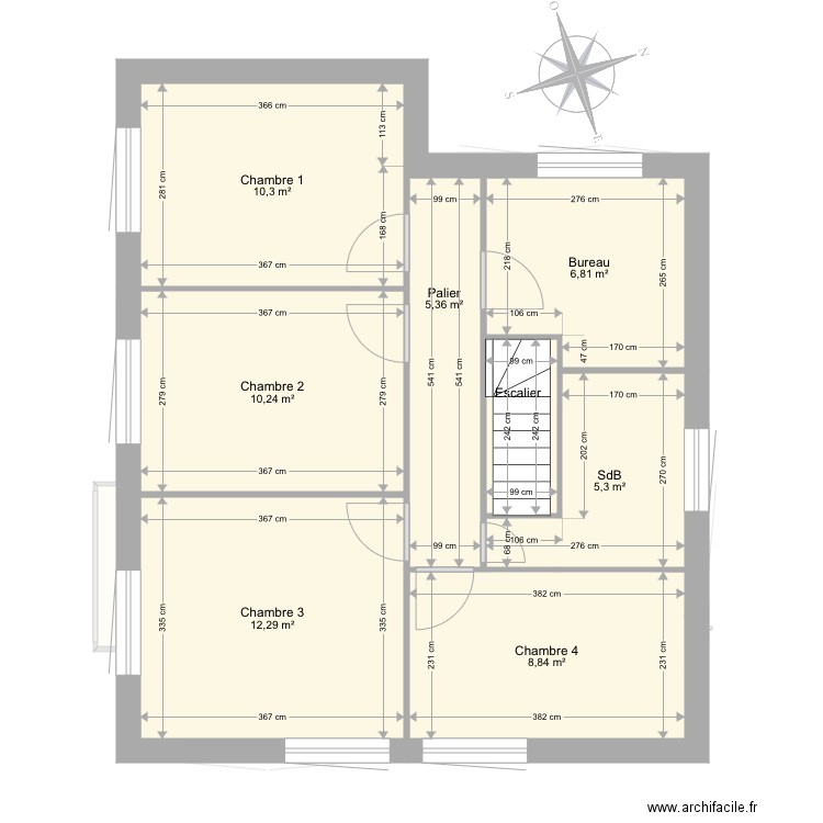 Weiss. Plan de 15 pièces et 125 m2