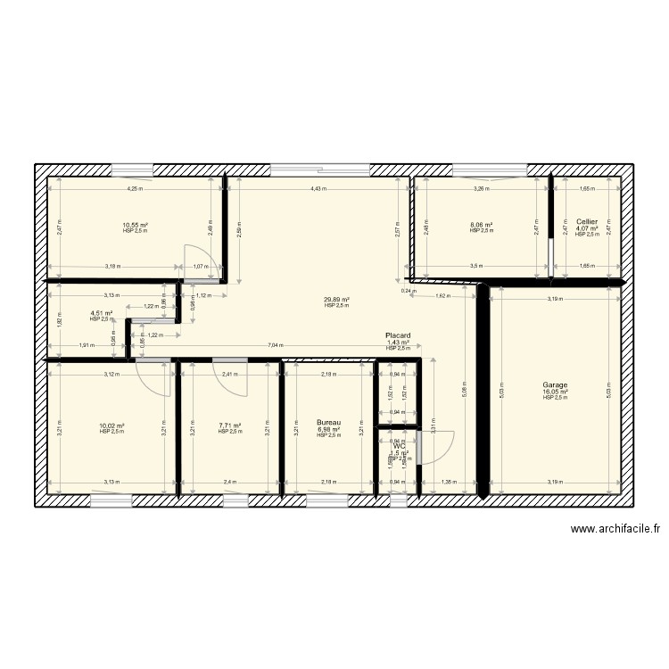 Maison Aliénor. Plan de 11 pièces et 101 m2