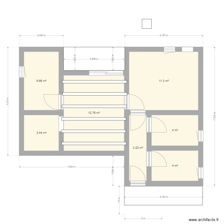 Poutres maison terre. Plan de 0 pièce et 0 m2