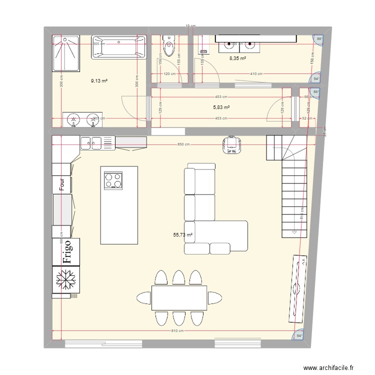 202310 RDC. Plan de 4 pièces et 79 m2