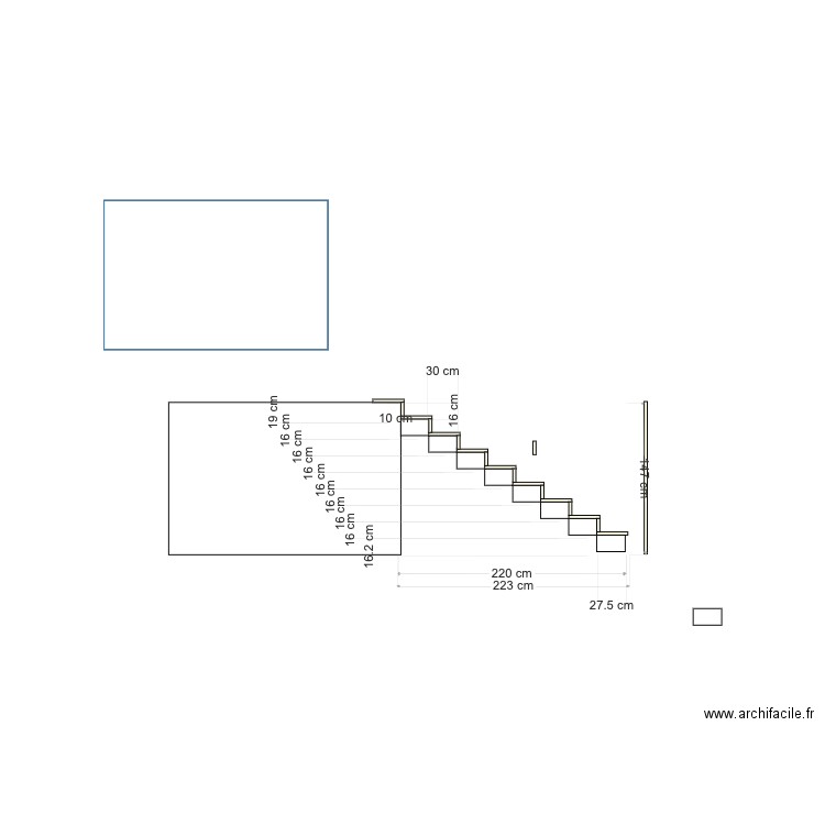 stepeniste tresnja. Plan de 0 pièce et 0 m2