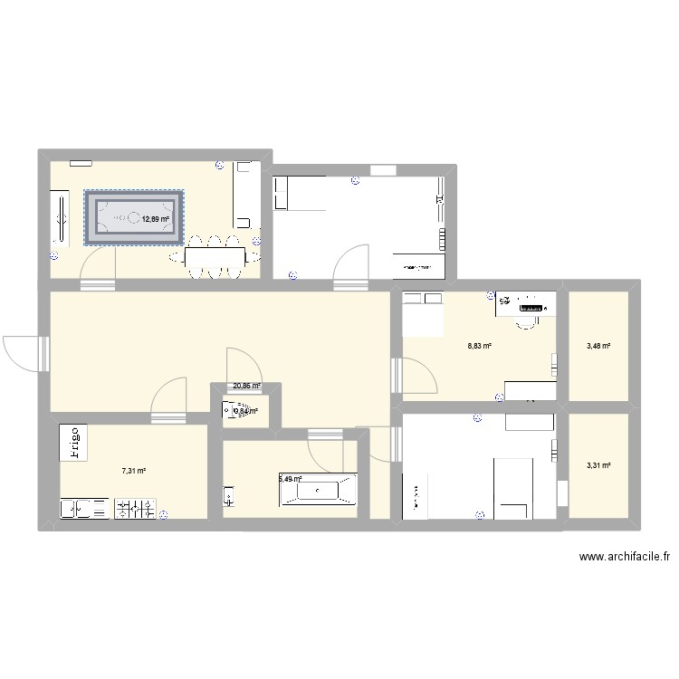 Aboubakar. Plan de 8 pièces et 73 m2