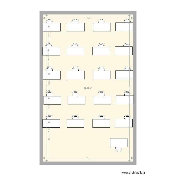 414 en école. Plan de 0 pièce et 0 m2