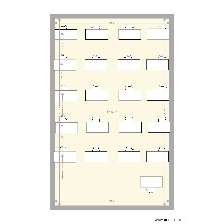 414 en école. Plan de 0 pièce et 0 m2