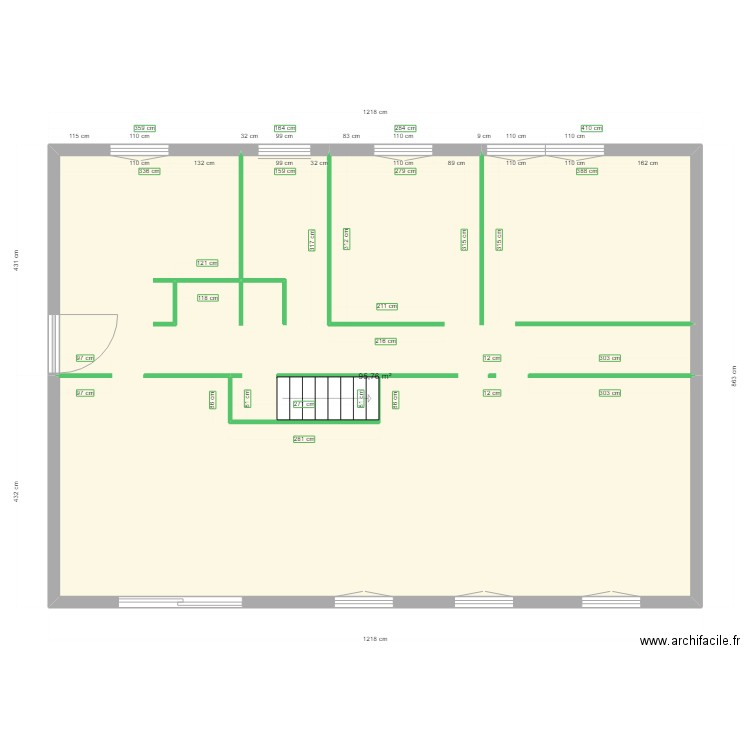 Maison. Plan de 1 pièce et 96 m2