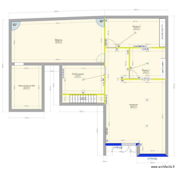 Mon local 2 V5 + sans aménagement. Plan de 7 pièces et 139 m2