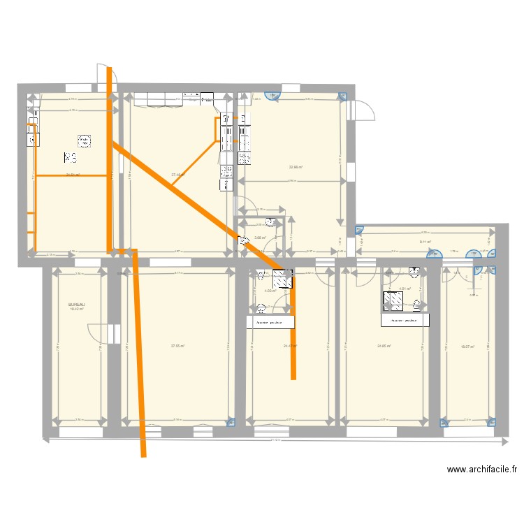 Buanderie . Plan de 12 pièces et 256 m2