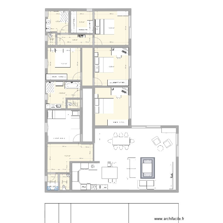 plan 1. Plan de 12 pièces et 77 m2