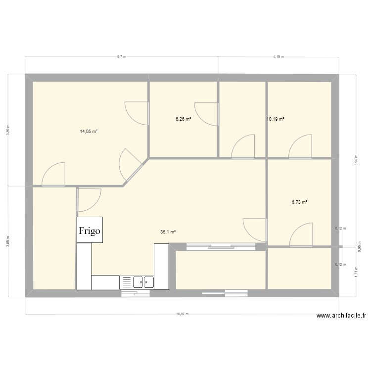 Jim Nacascol. Plan de 5 pièces et 72 m2