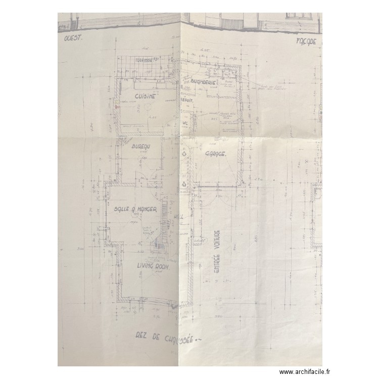 RDC sur initial. Plan de 0 pièce et 0 m2