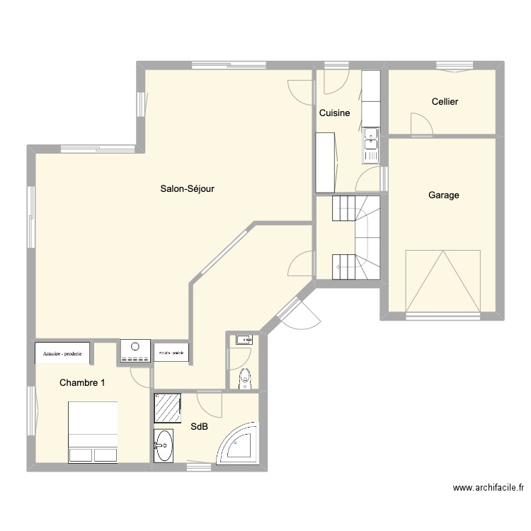 Clohars 1er. Plan de 9 pièces et 134 m2