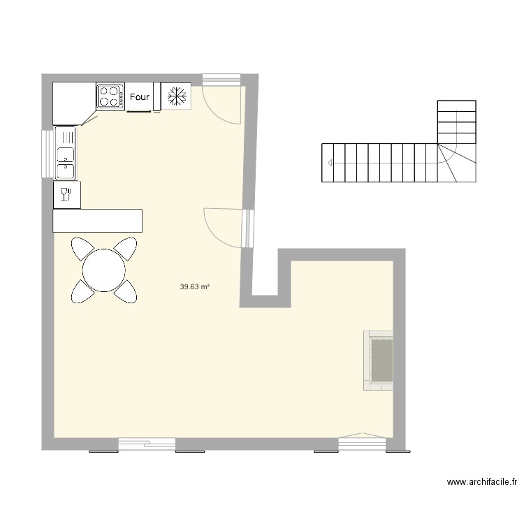 Piece a vivre bas. Plan de 0 pièce et 0 m2