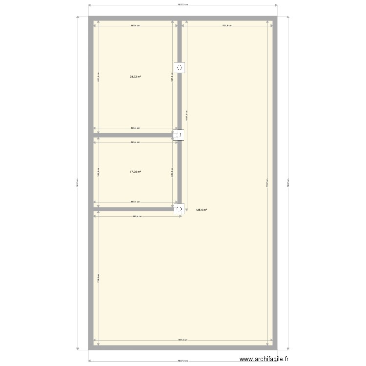 LOCAL. Plan de 3 pièces et 172 m2