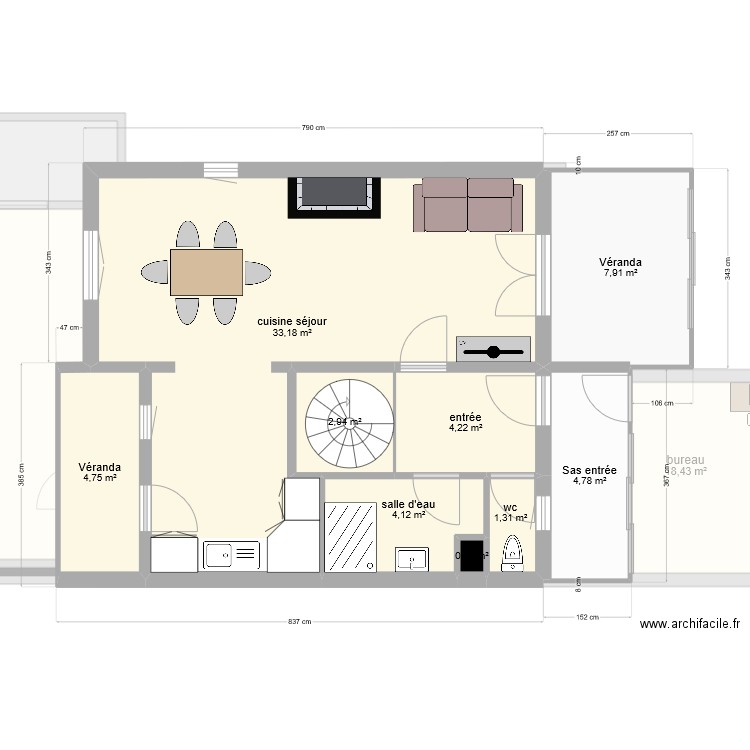 QUESSADA. Plan de 26 pièces et 245 m2