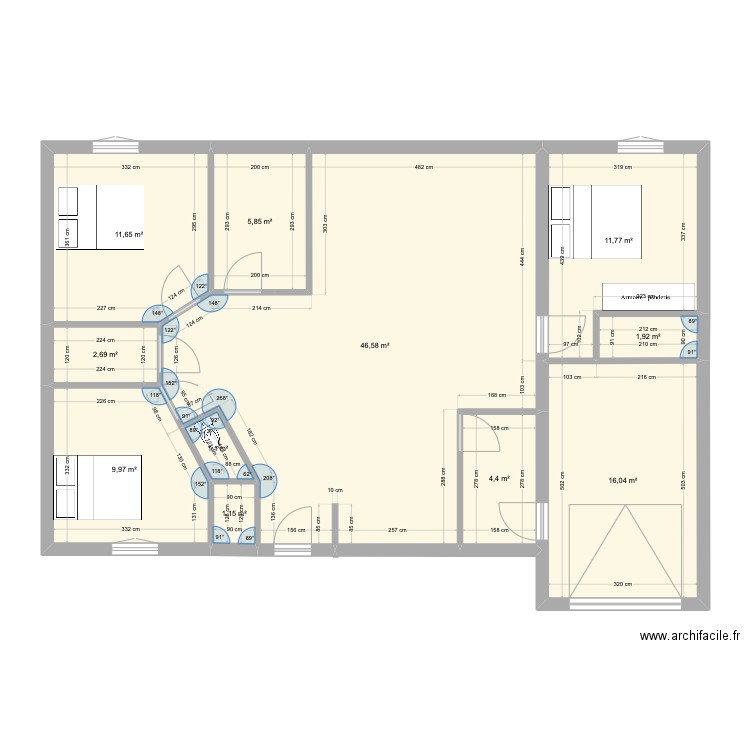 essai 1. Plan de 11 pièces et 113 m2