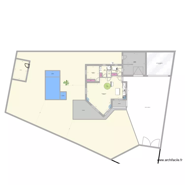 Maison Ardeche avec piscine. Plan de 32  et 1033 m²