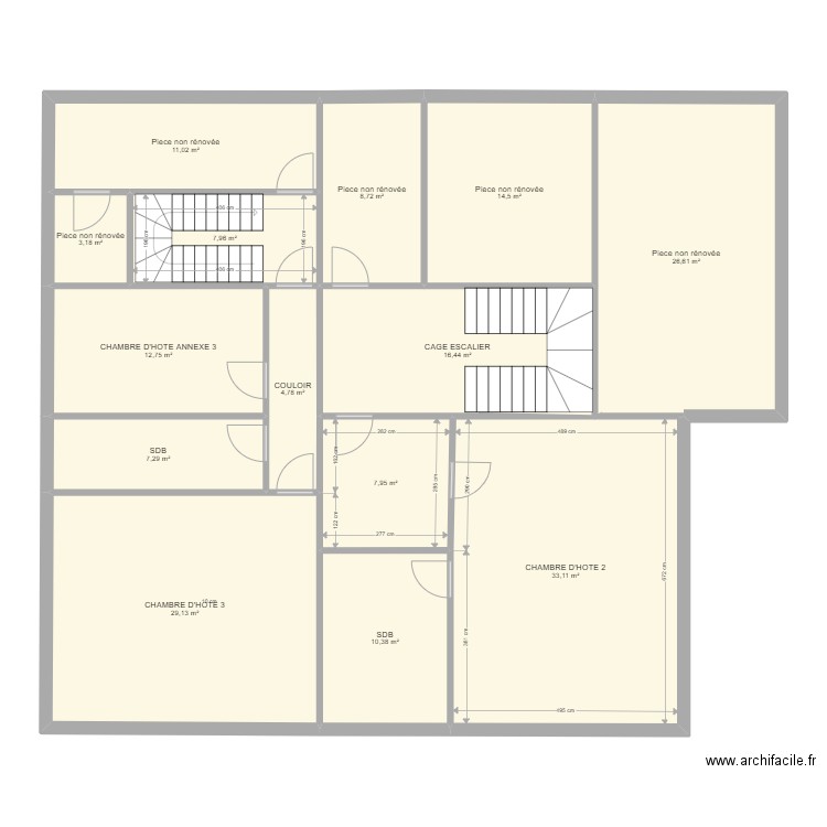 LAROCHE. Plan de 41 pièces et 614 m2