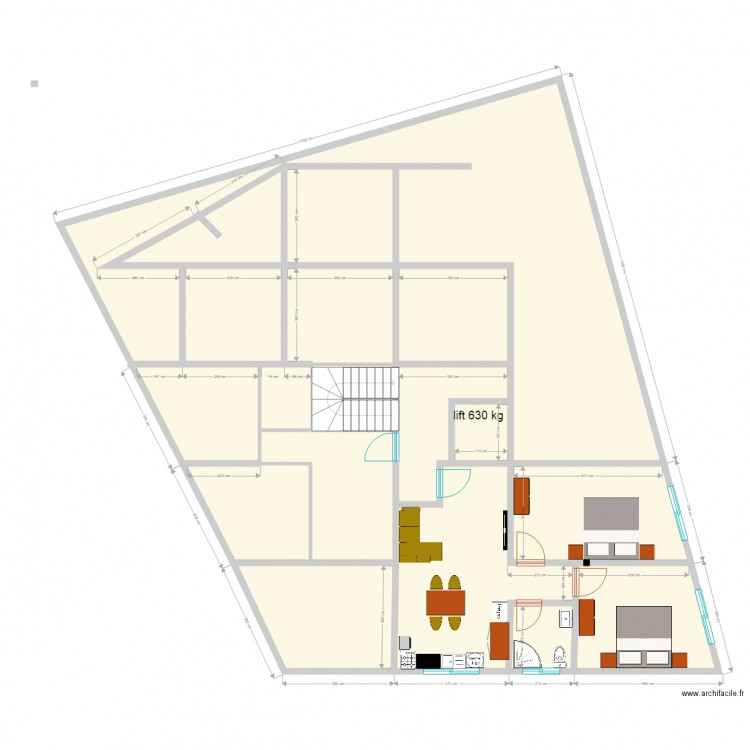 etages reelle. Plan de 18 pièces et 237 m2