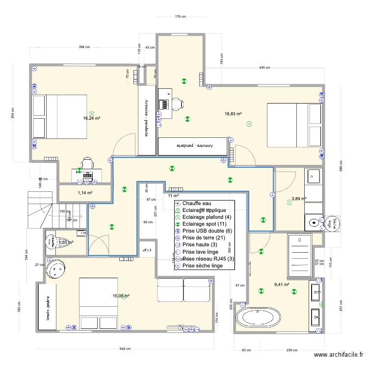 Pornichet 1er Base V9. Plan de 8 pièces et 77 m2