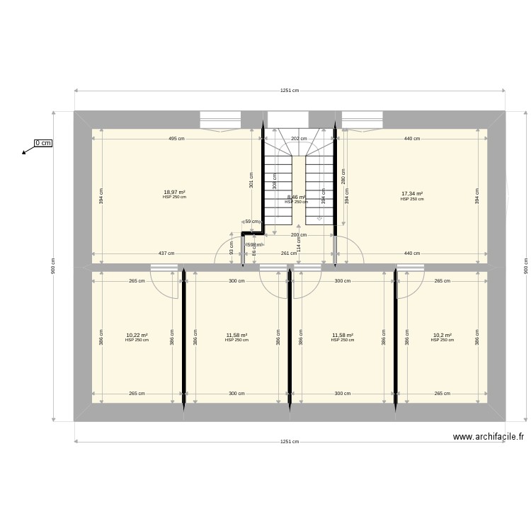 maison parents. Plan de 14 pièces et 242 m2