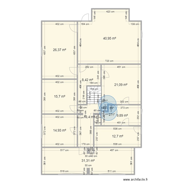 15 Descartes RDJ. Plan de 10 pièces et 195 m2