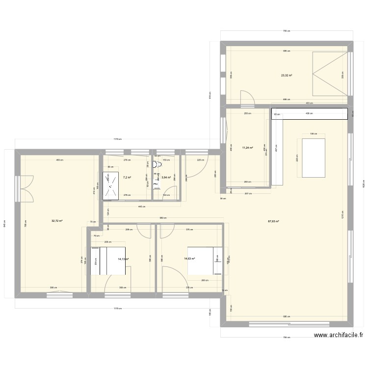 Camélas. Plan de 8 pièces et 195 m2