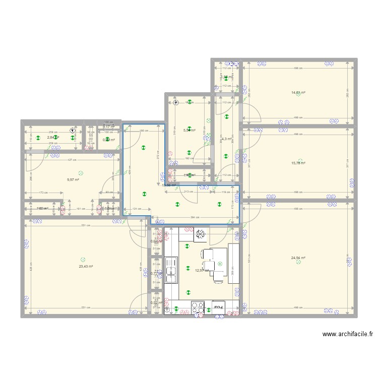 Plan existant adapté sans meuble. Plan de 20 pièces et 136 m2