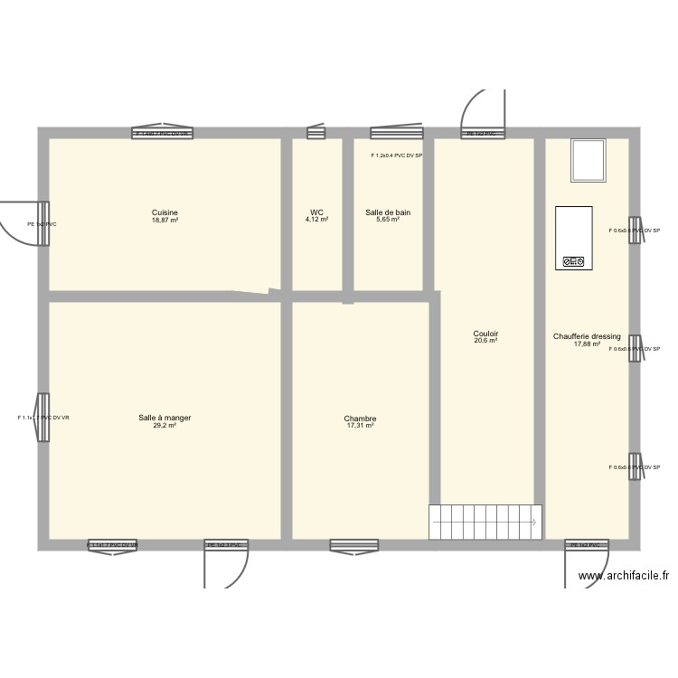 Bouge. Plan de 23 pièces et 366 m2